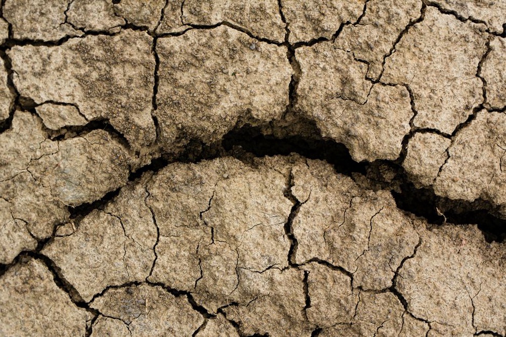 Cracked pavement due to extreme heat conditions
