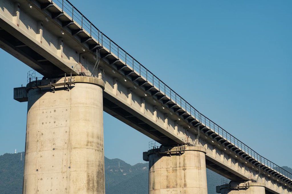 Sensor data supporting bridge model calibration