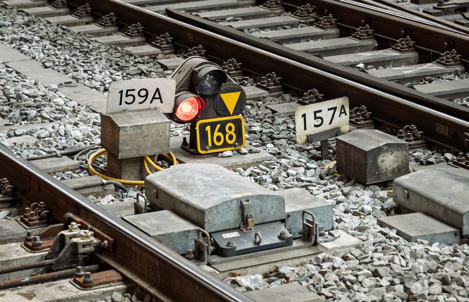 Track renewal equipment working along a rail corridor
