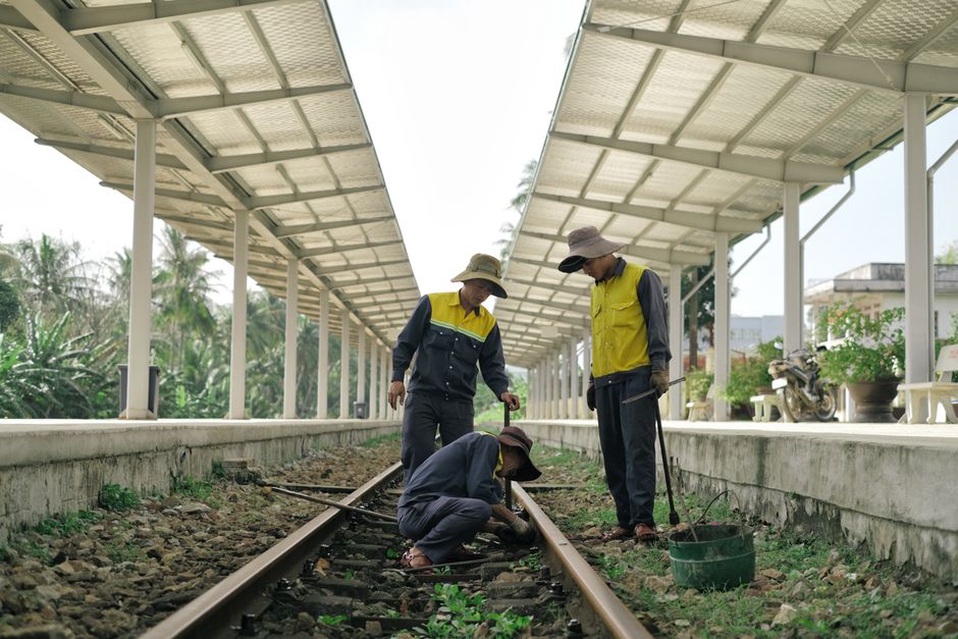 Track inspection notes recorded beside the railway